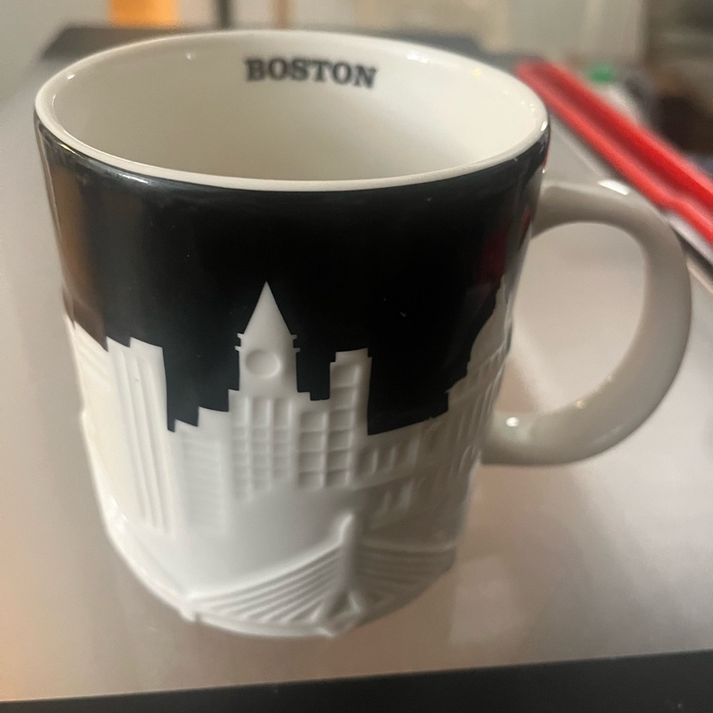 Boston Skyline Ceramic Mug - Black and White